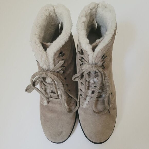 J. Crew MacAlister Shearling Wedge Boot in Beige Suede Size 6 - Picture 2 of 9
